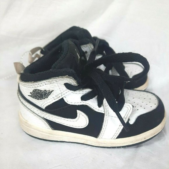 Jordan Shoes | Nike Air Jordan 1 Mid Tuxedo White Black TD Toddler Shoes Size 6C 640735 113 | Color: Black/White | Size: 6bb | Fablifefinds's Closet
